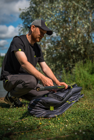 Sztywny pokrowiec na wędki Metrix Matrix Ethos 4 Rod Holdall