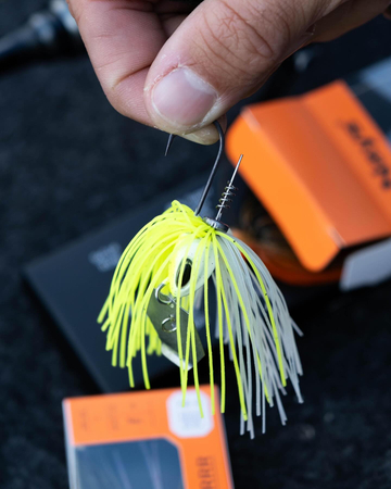 Chatterbait Nays WRRR S | 7g | H-08 | 1 szt.