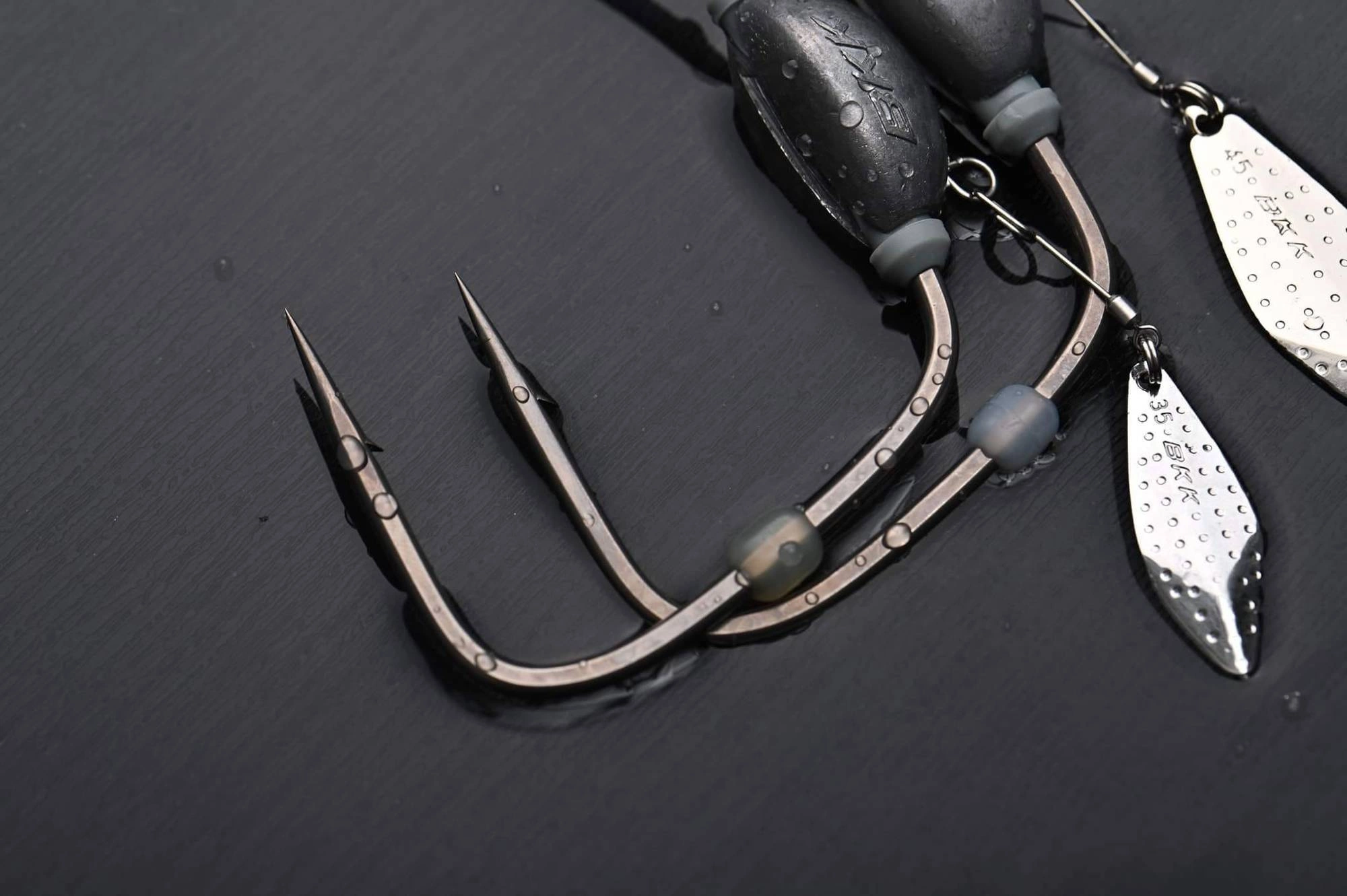 Haczyki offsetowe z obciążeniem BKK Titan Diver+ | #14/0 | 18g; 24g | 2 szt.