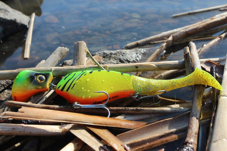 Headbanger Shad 16cm - Firetiger Stealth - Neutralny