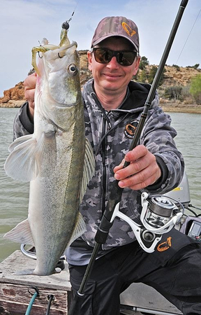 Kołowrotek Okuma Inspira ISX-40 FD