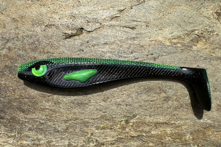 Guma Great Fish Rocky Slim 14cm | Black Alien