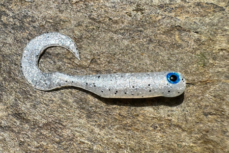 Guma Great Fish GF1 Twister 4,9cm | White Pearl | krewetkowy | 10 szt.