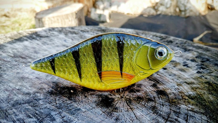Jerk Lost Lures Ferox 10 cm - tonący - F2 - Yellow Perch