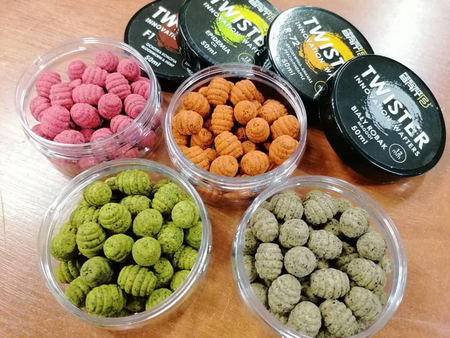 Feeder Bait Twister Wafters 12mm | Truskawka