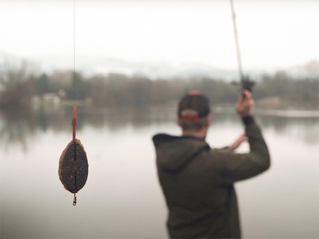 Koszyczek zanętowy Delphin QUIX / L / 30g