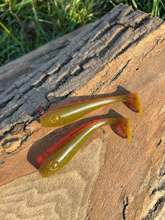 Przynęta Angry Pikes - Pussy Baits 10cm, 9g - Motor Oil Brown - 3szt.