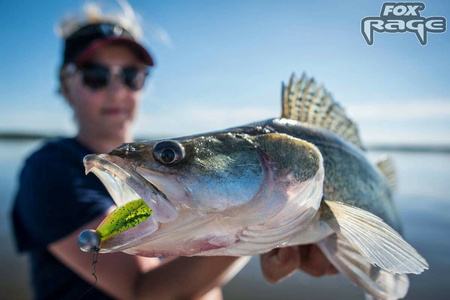 Guma Fox Rage Zander Pro Shad 18cm | UV Lemon Tiger