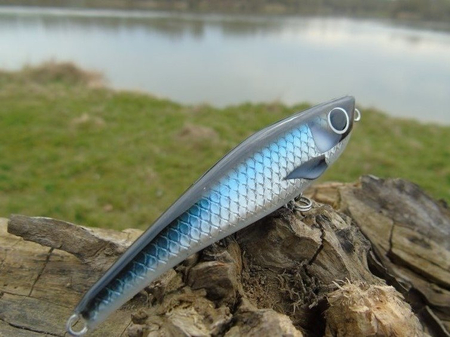 Wobler z Basoni Razor 8cm - 12g - niebiesko-czarny