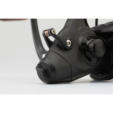 Kołowrotek karpiowy PROLOGIC AVENGER 6000 BF