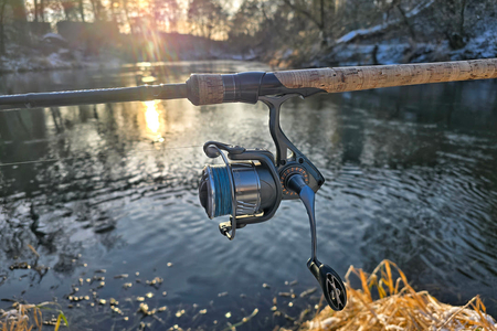 .Kołowrotek Savage Gear Fazor C2000