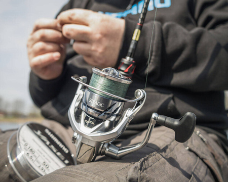 Kołowrotek Shimano Stradic FM 2500