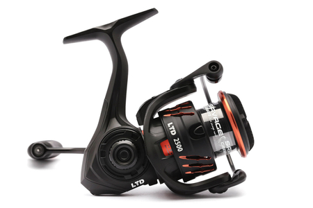 Kołowrotek Savage Gear Orange LTD 2500 FD
