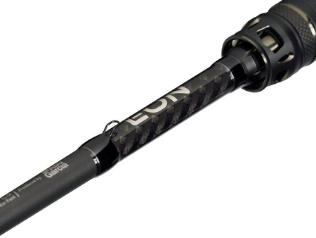 .Wędka ABU GARCIA EON 2,44m 8-32g